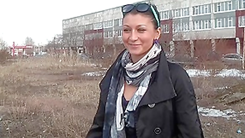 Eva Cats in pickup porn video showing sex between a horny pair