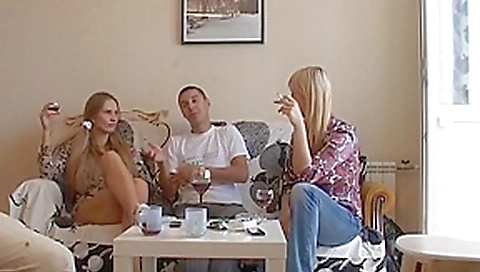 Ester in couples doing sex in a lustful orgy video Ester in couples doing sex in a lustful orgy video