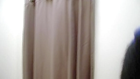 quick blowjob with cum in mouth in changing room