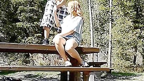 Hot Amateur's Sex on Park Picnic Table