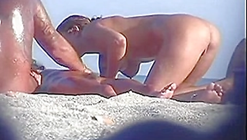 Nude Beach - Exhibitionists Pt 03