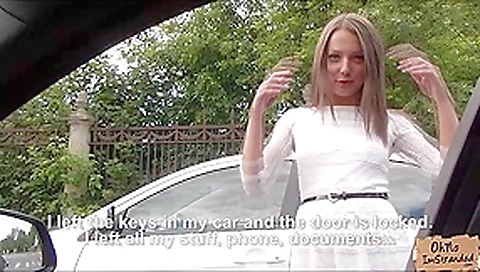 Foxys pussy gets so wet and she gets fucked along the highway Foxys pussy gets so wet and she gets fucked along the highway